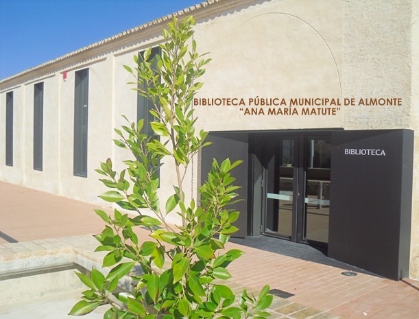 La Biblioteca Municipal de Almonte abrirá también por las tardes a partir del 24 de agosto
