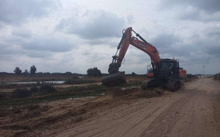 El Ayuntamiento califica como “muy necesarias pero insuficientes” las obras de la CHG en el arroyo Caño Marín