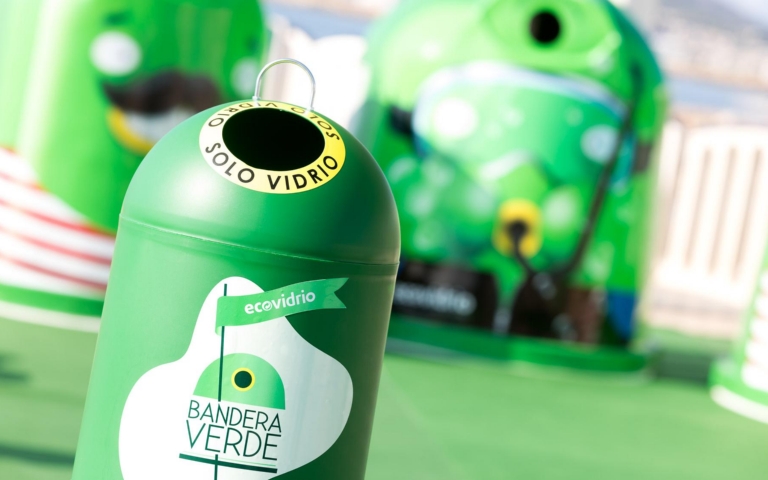 Almonte competirá este verano por conseguir la Bandera Verde de la sostenibilidad hostelera de Ecovidrio