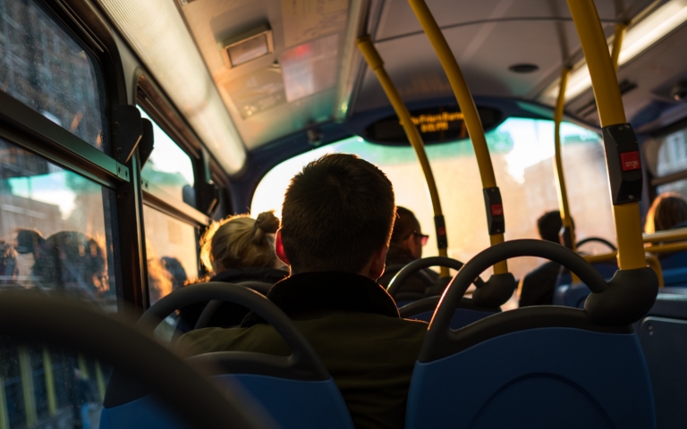 Almonte reactiva el Bus Urbano gratuito para estudiantes