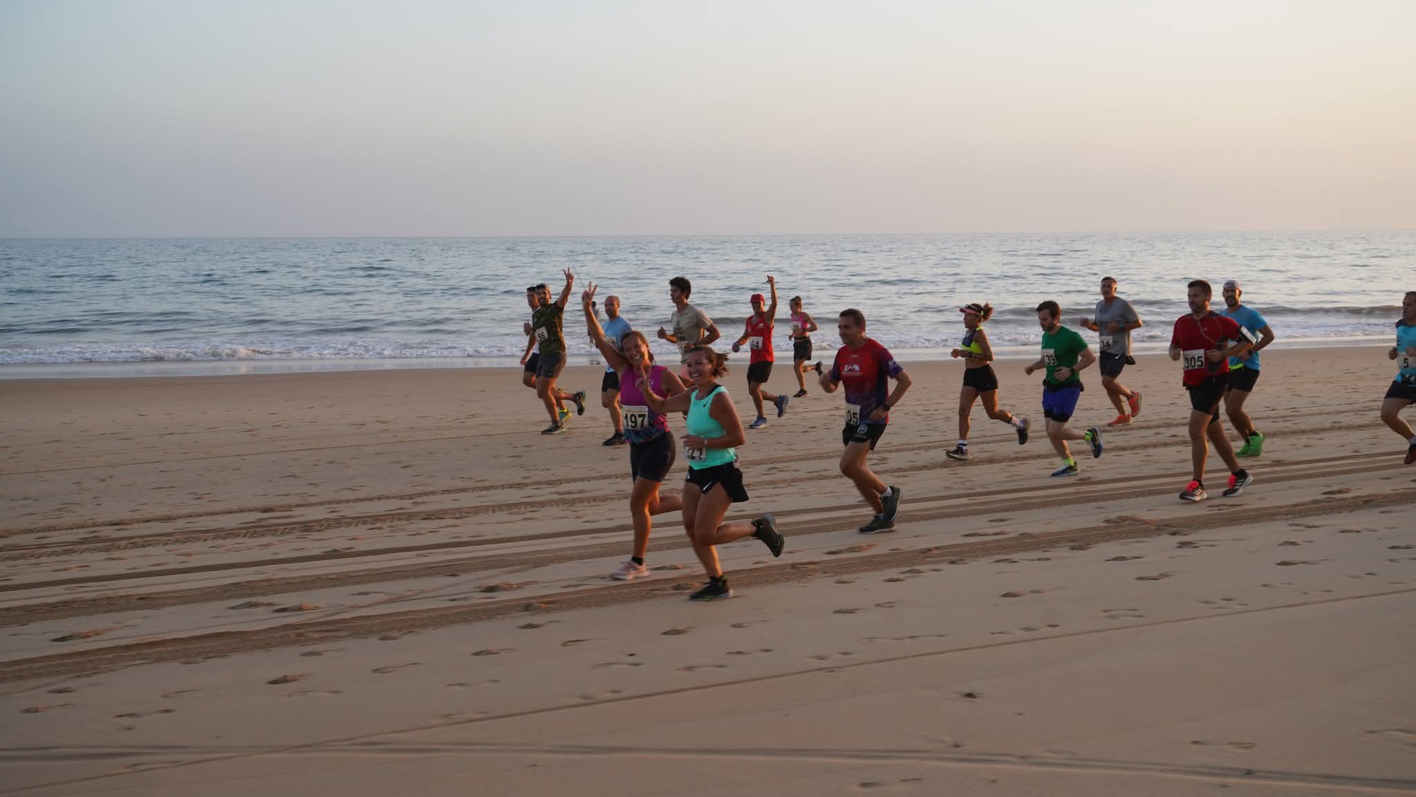 Deporte bajo las estrellas. Ciclismo y running para disfrutar de Matalascañas este fin de semana
