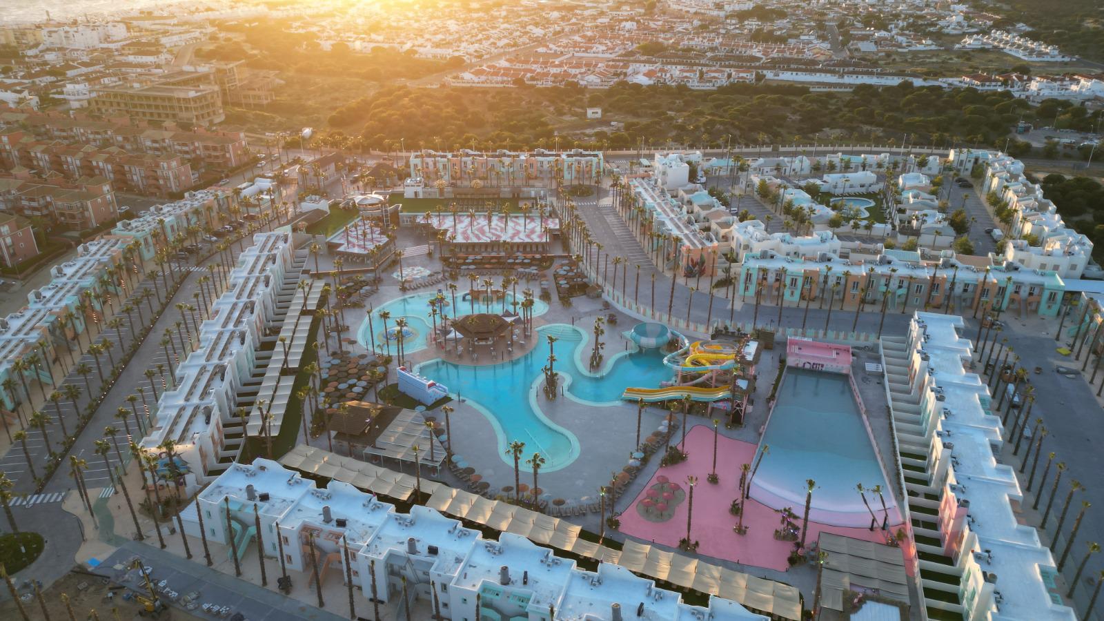 ON City Resort abre en Matalascañas como el mayor complejo turístico de Huelva y Cádiz