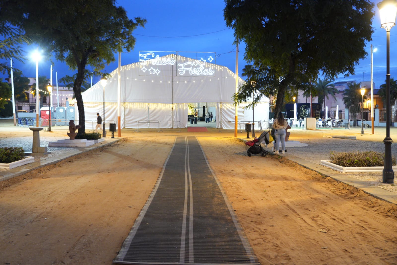 El Chaparral se viste de fiesta, música y diversión en la Navidad de Almonte