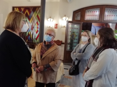 841af0b2-caa4-4f86-b8fa-33ba5c3de6a4