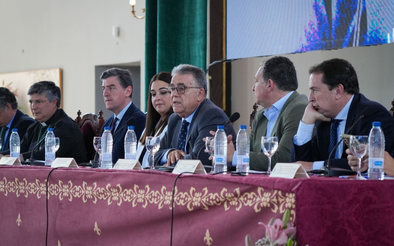 El Ayuntamiento de Almonte anuncia la digitalización de los pases de vehículos para la Romería del Rocío