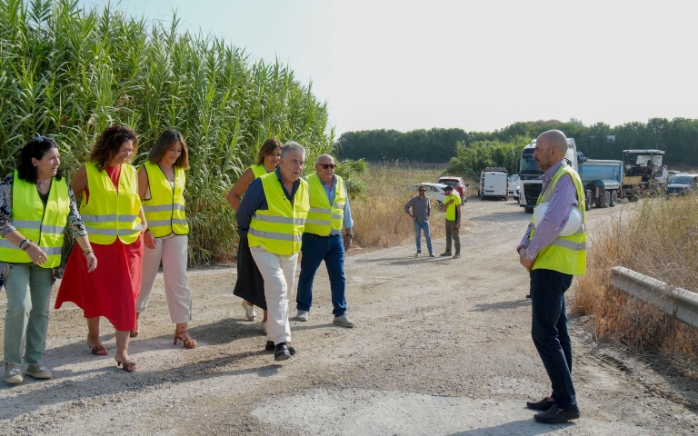 El Ayuntamiento de Almonte inicia un plan de asfaltado con una inversión de 400.000 euros