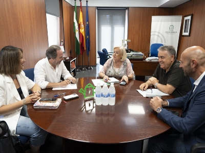 _DCA072327Reunión con la delegada de salud de la JUnta de Andalucia  10-07-202527 (1)
