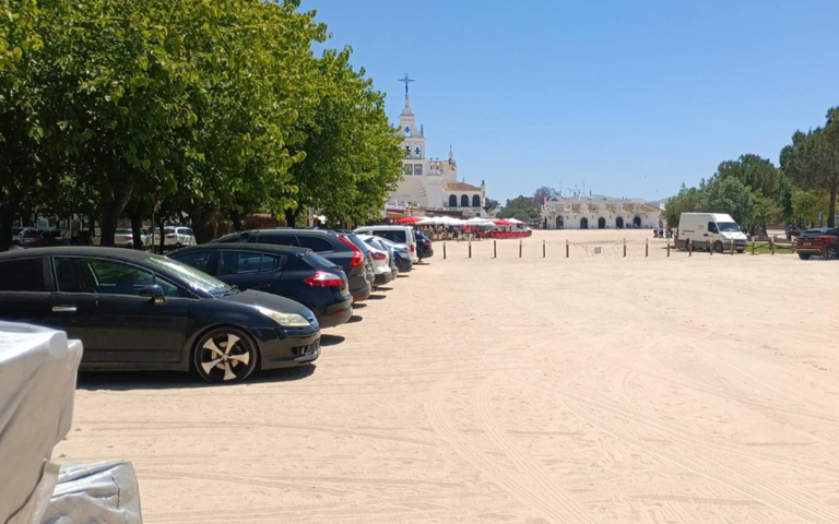 Precio de los aparcamientos en El Rocío durante la Romería 2025