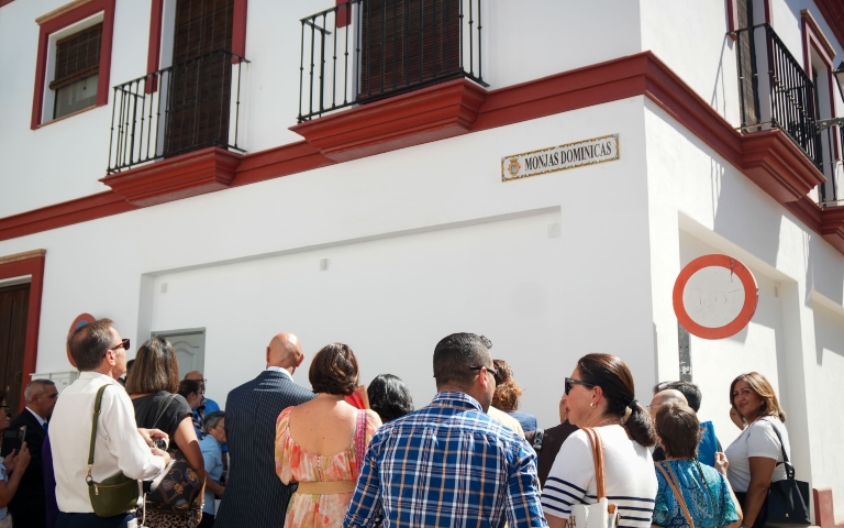 Almonte dedica una calle a las Monjas Dominicas en homenaje a su legado espiritual y social