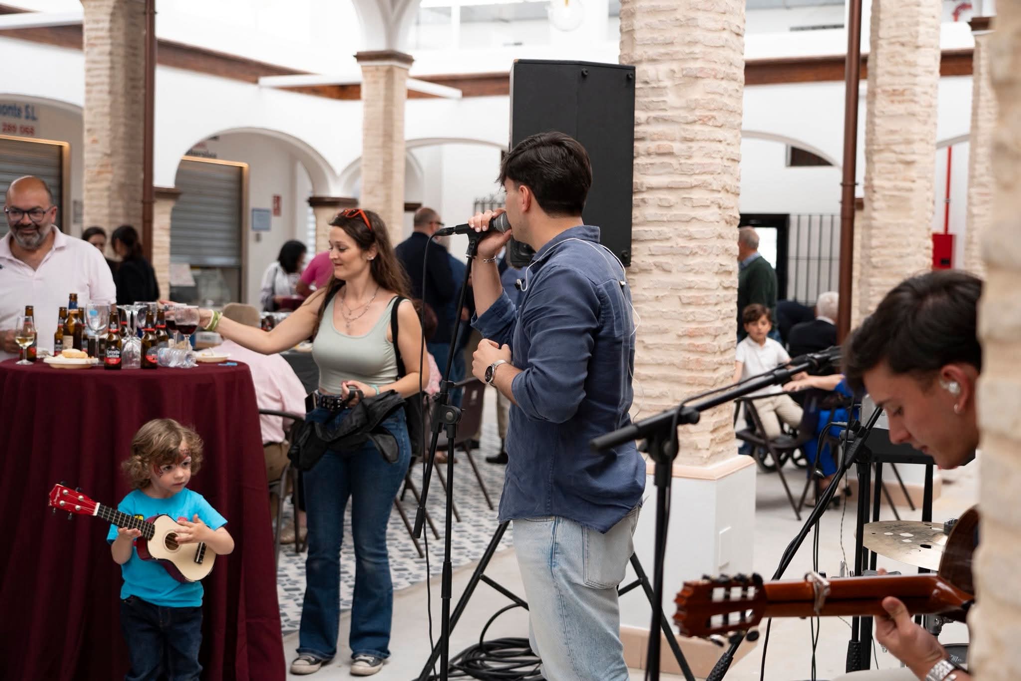 Reapertura Mercado Municipal (2)
