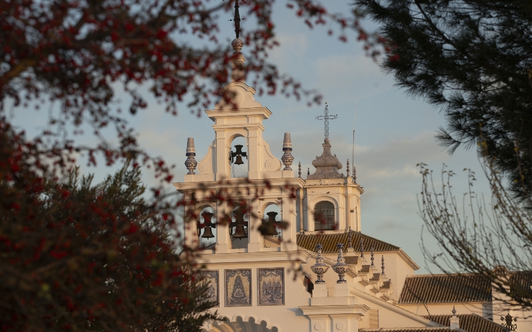 El Ayuntamiento de Almonte activa medidas de seguridad vial y refuerza el mantenimiento de El Rocío con motivo de la Candelaria
