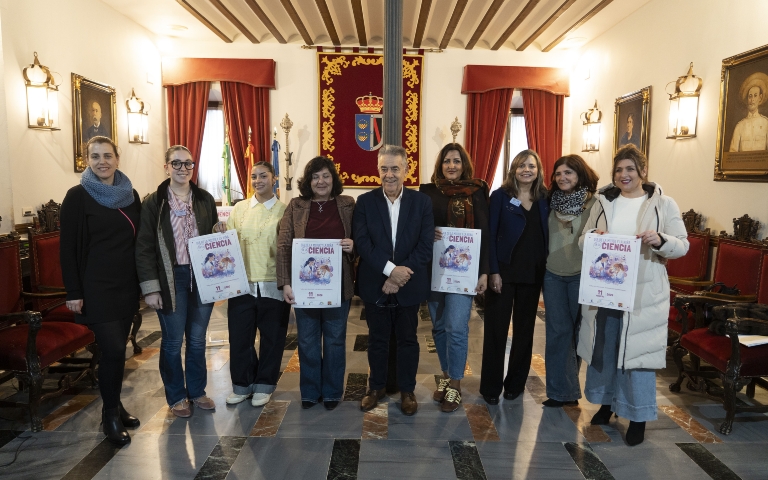 Almonte reivindica el talento femenino en el Día Internacional de la Mujer y la Niña en la Ciencia