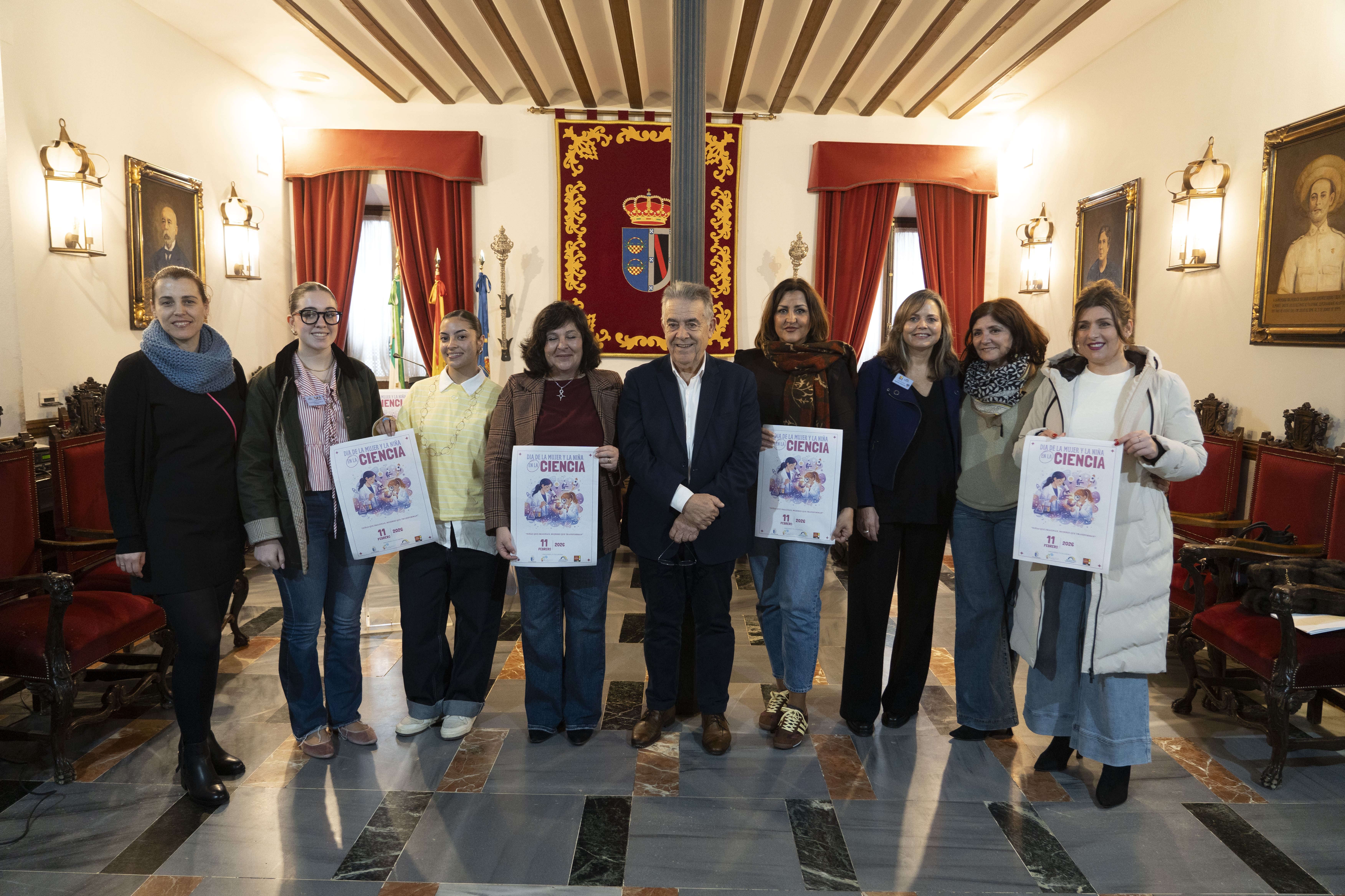 mujer y niña en la ciencia 11-02-2026927