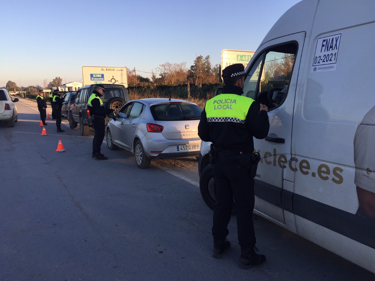 Controles alcoholemia accesos El Rocio