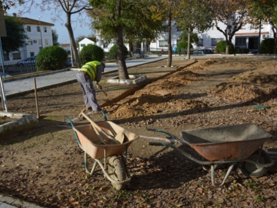 Obras-en-marcha-en-Almonte-021