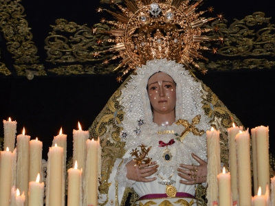 Virgen-de-los-Dolores-con-Medalla-del-Ayuntamiento