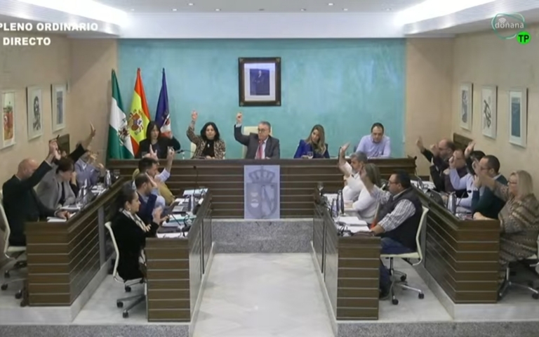 José Antonio Cabrera agradece a Almonte ser el primero en actuar contra los animales sueltos para prevenir accidentes