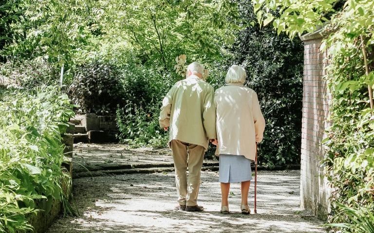 El Ayuntamiento de Almonte presenta el Mes del Mayor con una completa agenda en El Rocío y Matalascañas